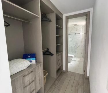 La Carolina Apartment | Elize 902, hermosa suit con piscina