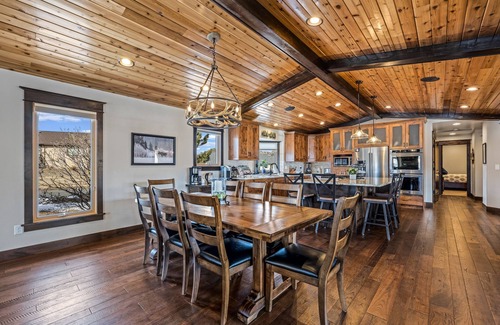 Estes Park House | Elk Corner - Hot Tub, Foosball, Views & Court Yard!