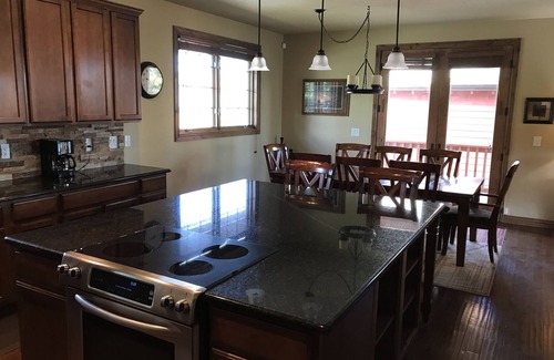 Fraser House | Elk Court Luxury Mountain Retreat, Sleeps up to 16 people