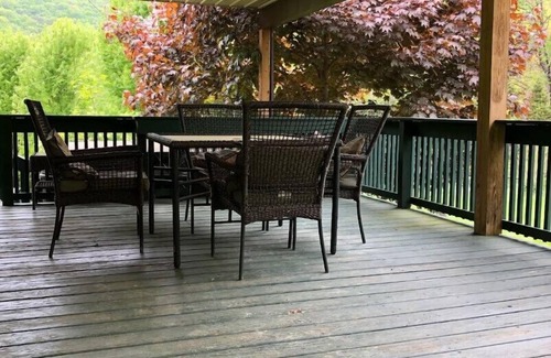 Weedville House | Elk from the Hot Tub - Bugle Inn