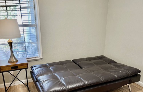 Elk Grove House | Elk Grove⭐️Family Friendly Home⭐️W/Spacious yard⭐️Near everything ⭐️