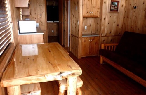 West Yellowstone Cabin | Elk Haven Camping Cabin 11