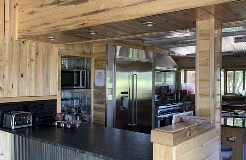 Saratoga House | Elk Hollow Lodge on North Platte River