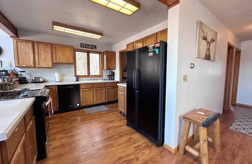 Bergland House | Elk House Hideaway on Lake Gogebic~Hot Tub & Sauna
