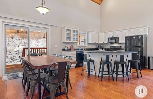Custer Apartment | Elk Ridge-Fire Place-Custer