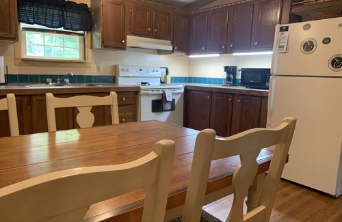 Valley Head Cabin | Elk Springs Resort