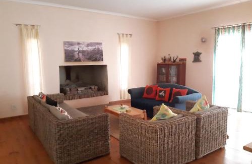 Nieu-Bethesda House | Elkes Guesthouse
