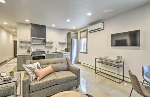 Elkhart Lake Apartment | Elkhart Lake Townhome - 20 Mi to Sheboygan!