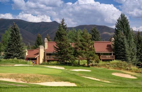 Elkhorn Village Apartment | Elkhorn Sun Valley & Dollar Mountain Adventures