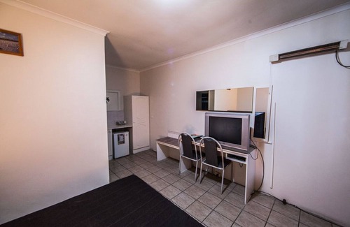 Alice Springs Hotel | Elkira Court Motel