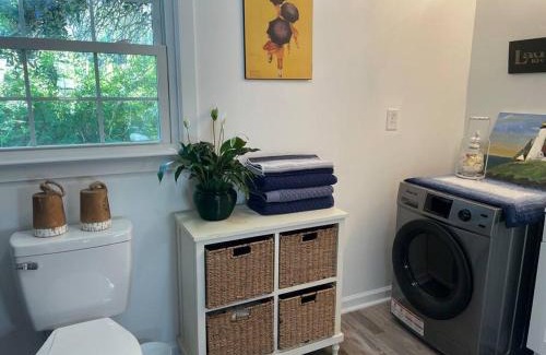 Harkers Island Apartment | Ell's Room
