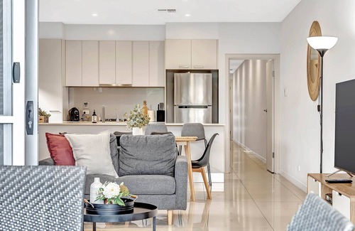 Dover Gardens House | Ella House I