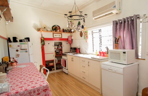 Broken Hill Cottage | ELLA'S PLACE - CHARMING MINER'S HERITAGE COTTAGE