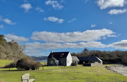 Lochgilphead House | Ellary Farmhouse - Situated Between 2 Beaches - Loch Views & Courtyard