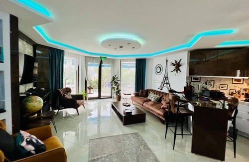 Akcay Bed & Breakfast | Ellawilla Suit House