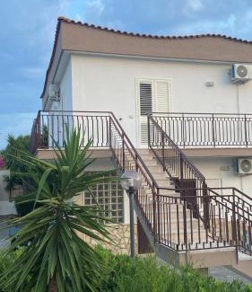 Monti D'arena-Bosco Caggione Apartment | Elleffe Apartments