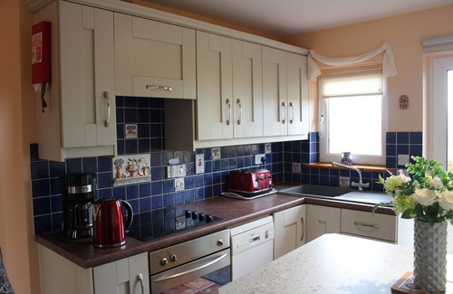 Mountcharles Cottage | ELLEN'S COTTAGE, family friendly in Mountcharles, County Donegal