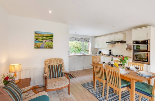 Unstone House | Ellencroft - Three Bedroom House, Sleeps 6