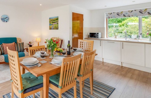 Unstone House | Ellencroft - Three Bedroom House, Sleeps 6