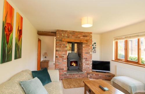 Ellenhall House | Ellenhall Farm Cottage