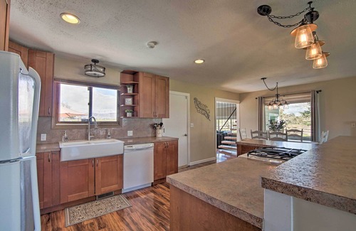 Ellensburg House | Ellensburg Home w/Mountain Views on 3 Acres!