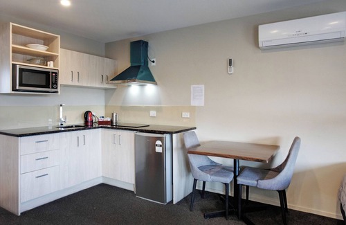 Greenlane - Ellerslie Hotel | Ellerslie Palms Motel