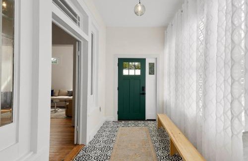 Seguin House | Ellie Marie House LITE