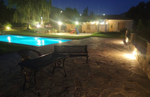Markopoulo Mesogaias Villa | Ellie's StoneHouse