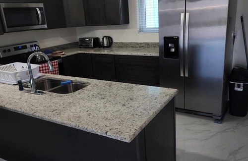 Freeport Apartment | Ellies Place