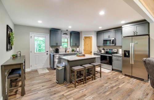 Ellijay House | Ellijay Retreat with Access to Community Pools!