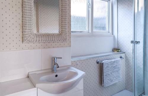 Cleobury Mortimer House | Ellinor House