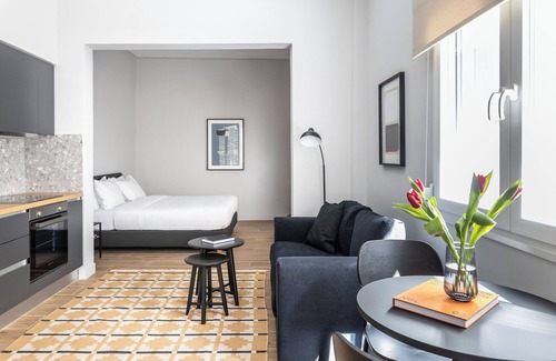 Petralona Apartment | Elliot Petralona, Athens