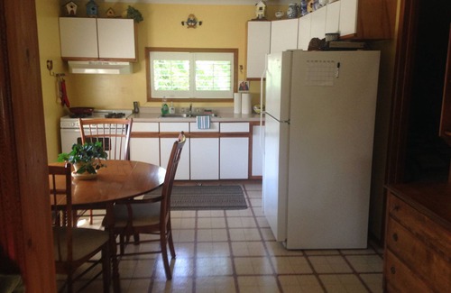 Dryden House | Elm Bay Cabin Rentals - Cottage #2