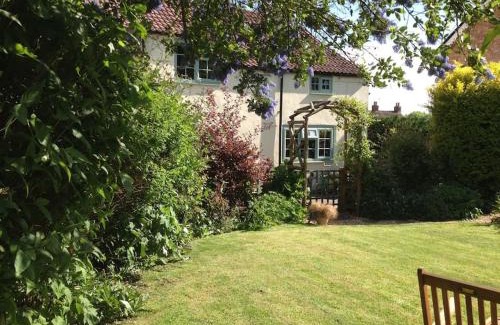 Thornton-le-Moor House | Elm Cottage