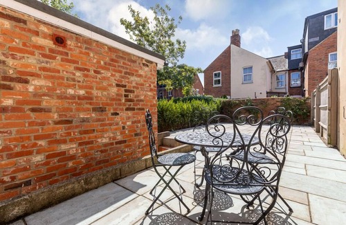 Reading Apartment | Elm House - 1-Bed, 1-Bath with Private Terrace