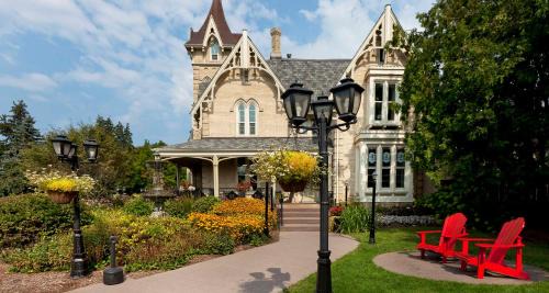 Ingersoll Hotel | Elm Hurst Inn & Spa