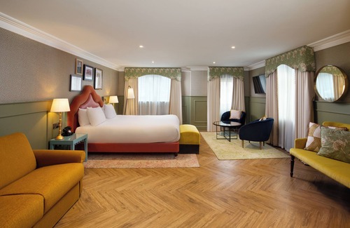 York Hotel | Elmbank York, Tapestry Collection by Hilton