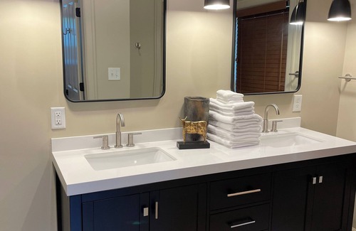 Lexington Apartment | Elmcrest Farm 1B Lexington Guest Apartment -Main House VRBO 3581789