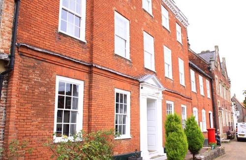 Little Walsingham Hotel | Elmham House - Pilgrim Hotel