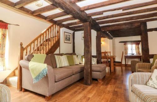Quedgeley House | Elmhurst Cottage