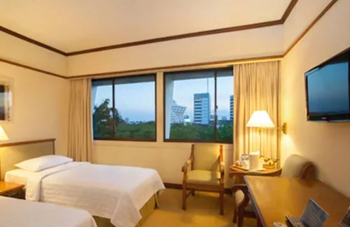 Surabaya Hotel | Elmi Hotel Surabaya
