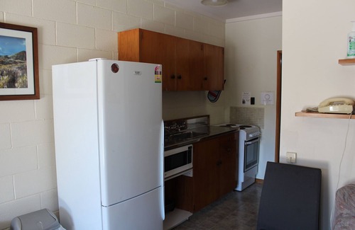 Hastings Hotel | Elmore Lodge Motel