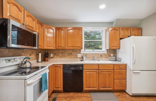 Morrisville House | Elmore Meadows: 3 br, peaceful country setting, wood stove, a/c, firepit!