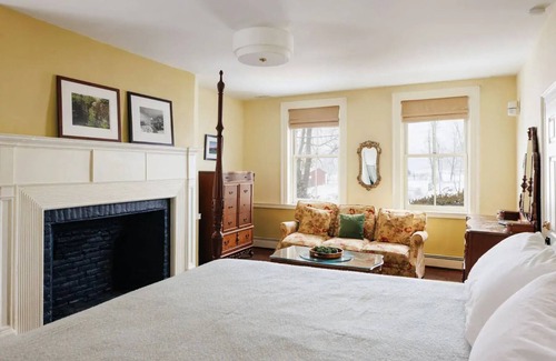 Stone Ridge Hotel | Elmrock Inn
