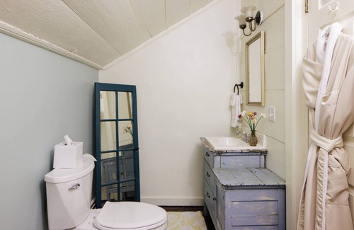 Stone Ridge Hotel | Elmrock Inn