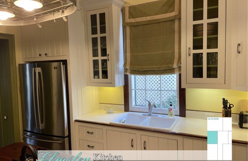 Natchez House | Elmsley Cottage charm and spaciousness in Natchez.