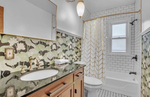 North Buffalo Apartment | Elmwood Village Victorian Delight for All!