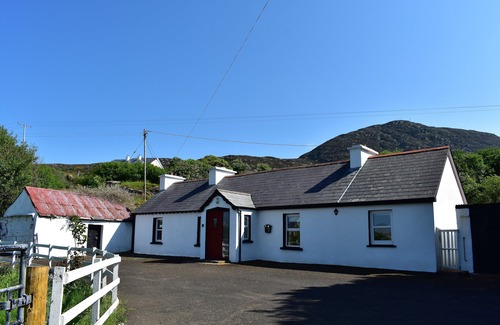 Ballyliffin House | Elnan Cottage - A quiet escape