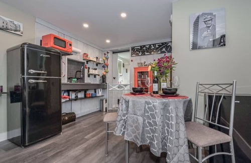 Elora Condo | Elora Gingersnap rental