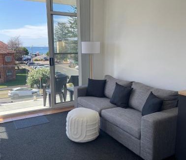 Cronulla Apartment | Eloura Gardens 100m to Beach